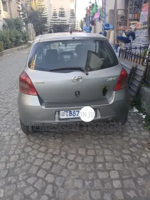Toyota Yaris 2007 Gray
