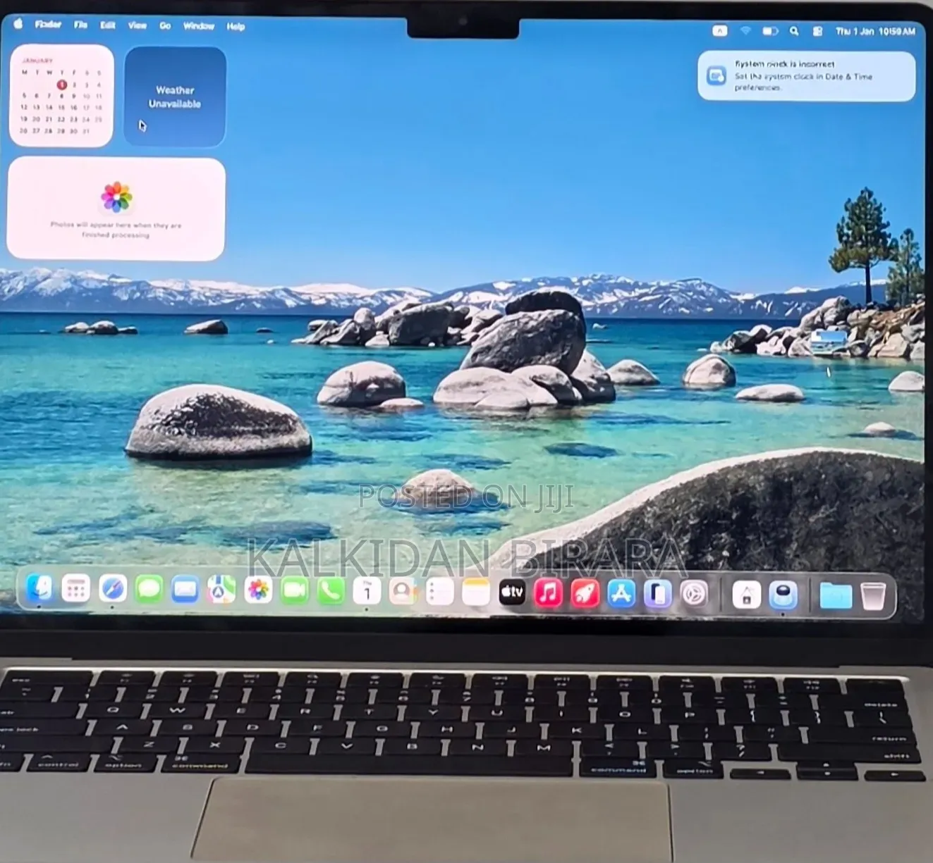 New Laptop Apple MacBook Air 2025 M4 16GB Intel Core i7 SSD 256GB