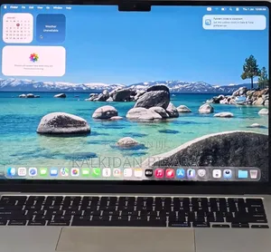 New Laptop Apple MacBook Air 2025 M4 16GB Intel Core i7 SSD 256GB
