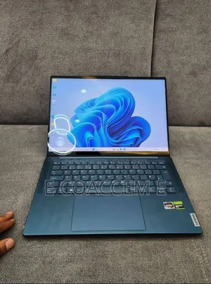 New Laptop Lenovo 16GB AMD Ryzen 7 SSD 512GB