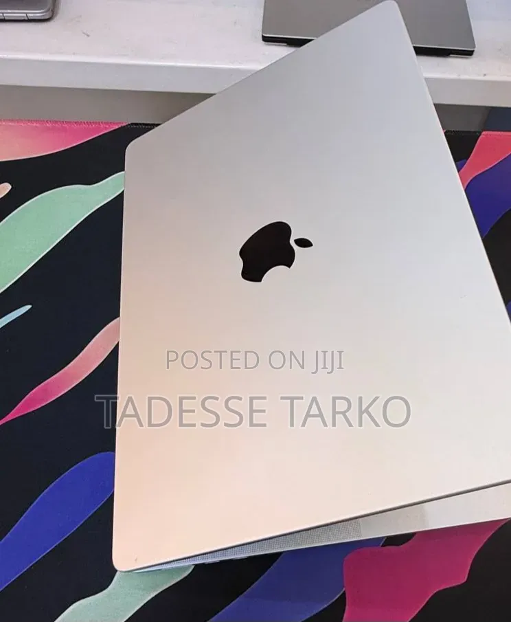 New Laptop Apple MacBook Pro 2021 M1 16GB Apple M1 Pro SSD 512GB
