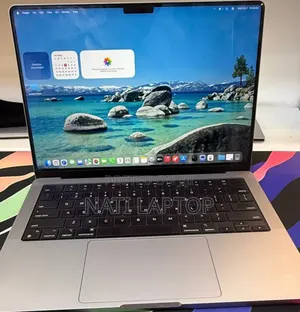 New Laptop Apple MacBook Pro 2023 M3 8GB Apple M3 Pro SSD 512GB