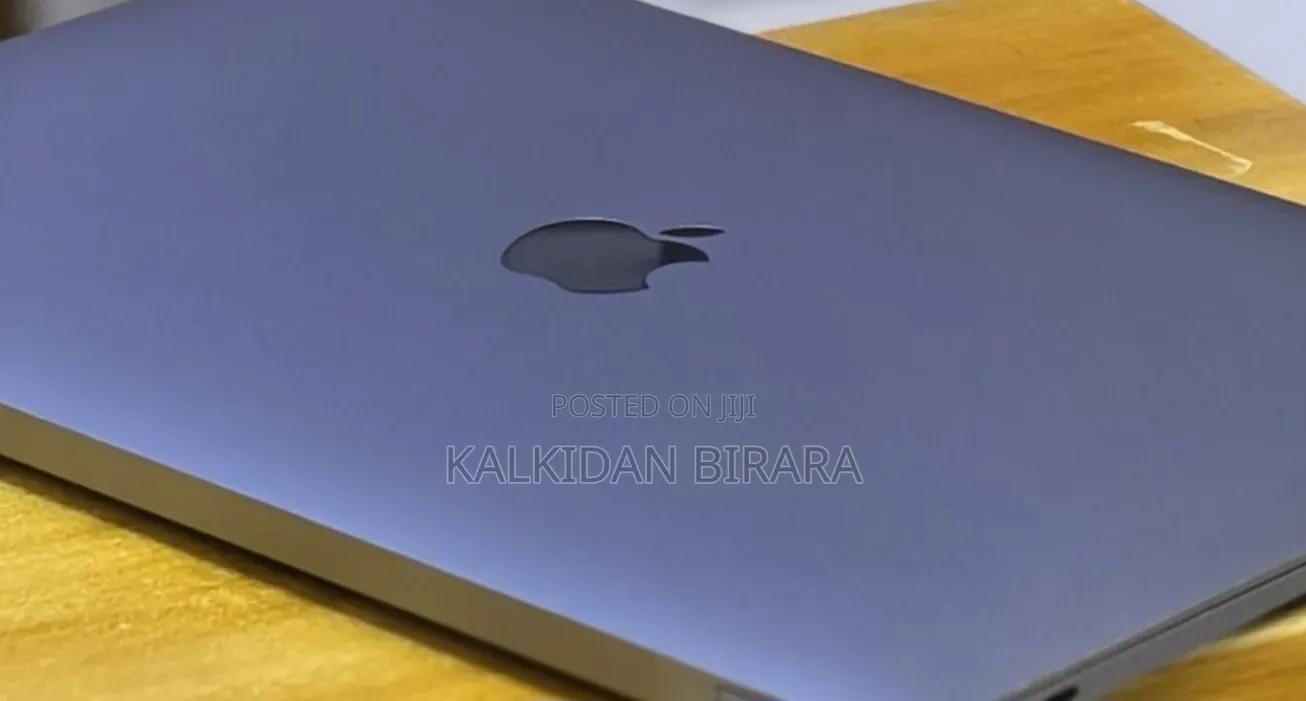 New Laptop Apple MacBook Air 2020 M1 16GB Apple M1 SSD 256GB