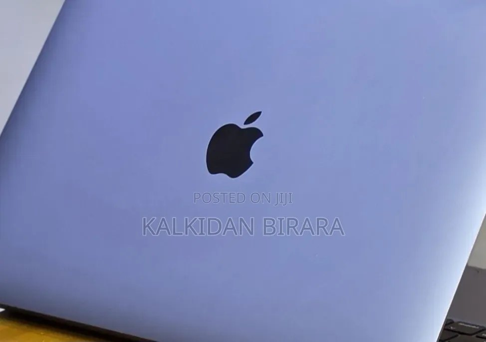 New Laptop Apple MacBook Air 2020 M1 16GB Apple M1 SSD 256GB