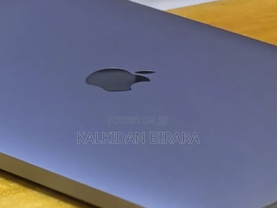New Laptop Apple MacBook Air 2020 M1 16GB Apple M1 SSD 256GB