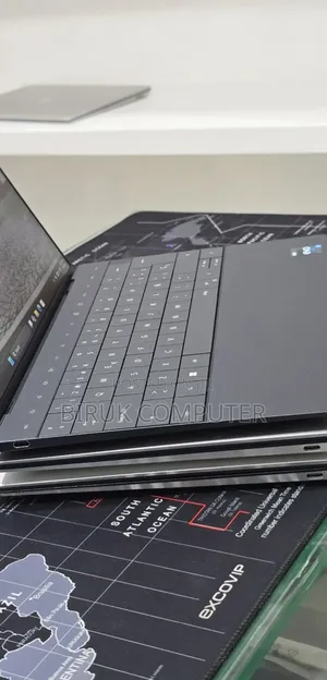 New Laptop Dell XPS 13 16GB Intel Core i7 SSD 512GB
