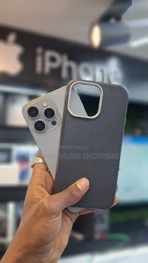 New Apple iPhone 15 Pro Max 256 GB Silver