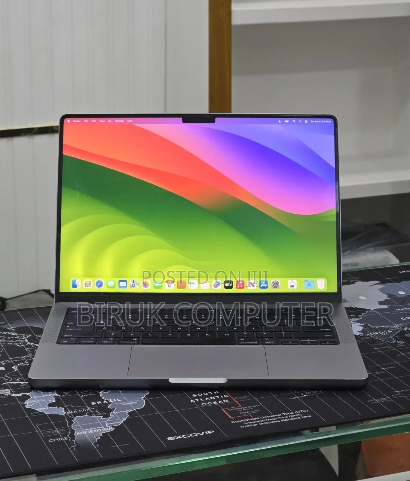 New Laptop Apple MacBook Pro 2023 M3 Pro 8GB Apple M3 Pro SSD 512GB