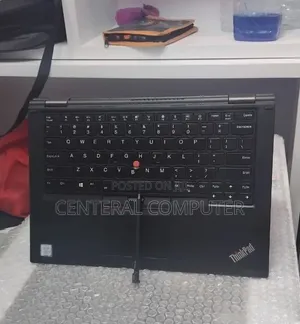 New Laptop Lenovo ThinkPad Yoga 370 8GB Intel Core i5 SSD 512GB