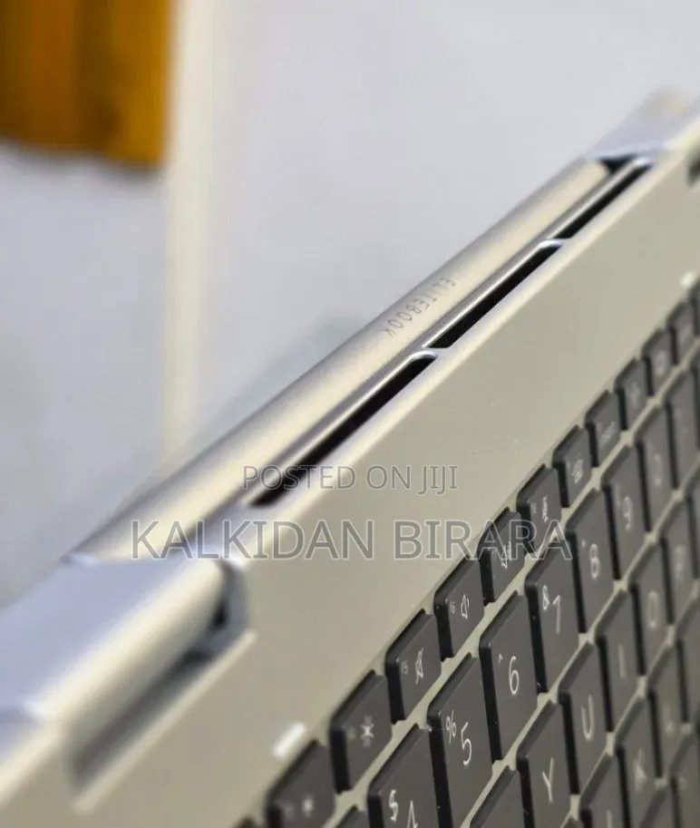 New Laptop HP EliteBook 830 16GB Intel Core Ultra 7 SSD 512GB