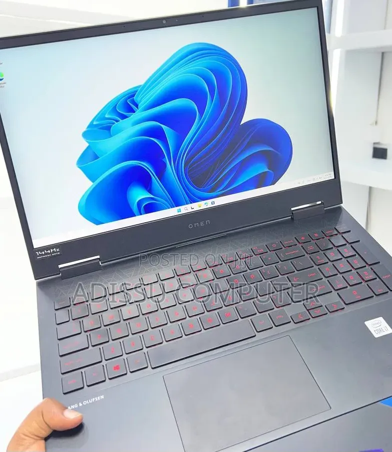 New Laptop HP Omen 15 16GB Intel Core i7 SSD 512GB