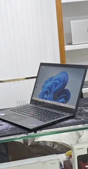 New Laptop Lenovo ThinkPad T14s Gen 2 32GB Intel Core i7 SSD 1T