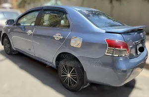 Toyota Yaris 2007 Gray
