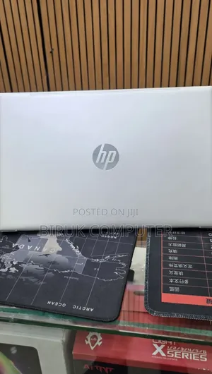 New Laptop HP Pavilion 13 8GB Intel Core i5 SSD 512GB