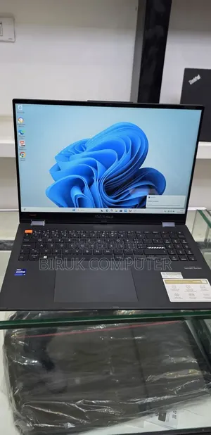 New Laptop Asus VivoBook 15 X505BA 16GB Intel Core i9 SSD 1T