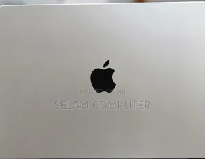 New Laptop Apple MacBook Pro 2024 M4 24GB Apple M4 SSD 256GB