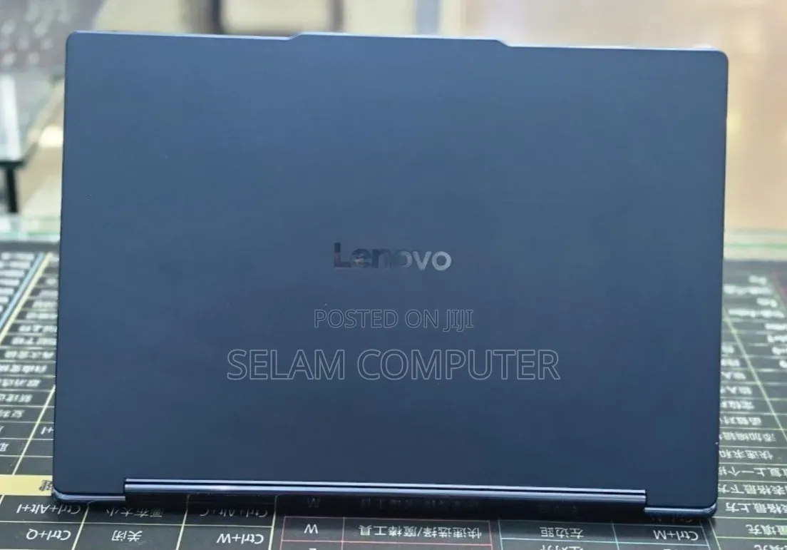 New Laptop Lenovo ThinkPad X1 Yoga 32GB Intel Core Ultra 7 SSD 1T