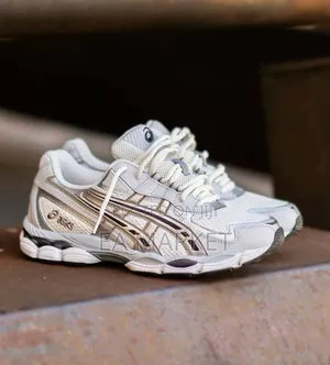 ASICS GEL-Kayano 14
