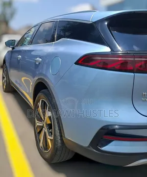 BYD Tang EV 2024 Blue