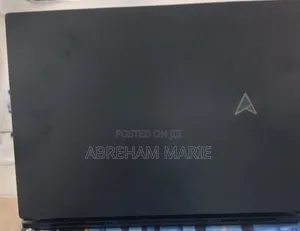 New Laptop Asus ZenBook UX303UA 32GB Intel Core i9 SSD 1T