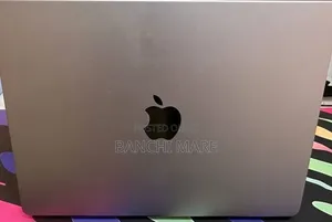 New Laptop Apple MacBook Pro 2024 M3 8GB Apple M3 SSD 512GB