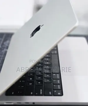 New Laptop Apple MacBook Pro 2024 M4 Pro 24GB Apple M4 Pro SSD 512GB