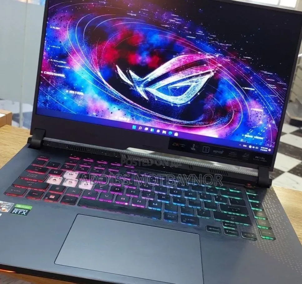New Laptop Asus ROG Strix G15 16GB AMD Ryzen 9 SSD 512GB