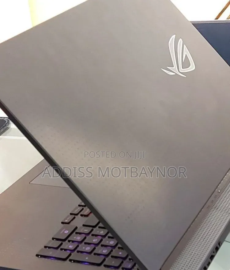 New Laptop Asus ROG Strix G15 16GB AMD Ryzen 9 SSD 512GB