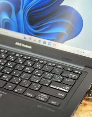 New Laptop Asus Vivobook 14 16GB Intel Core i5 HDD+SSD 512GB