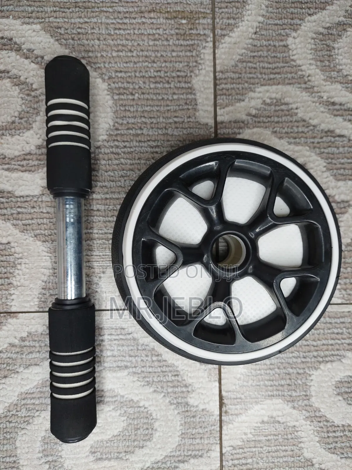 Ab Roller Wheel With Padded Foam Handles for Core Fitness & Home Gym