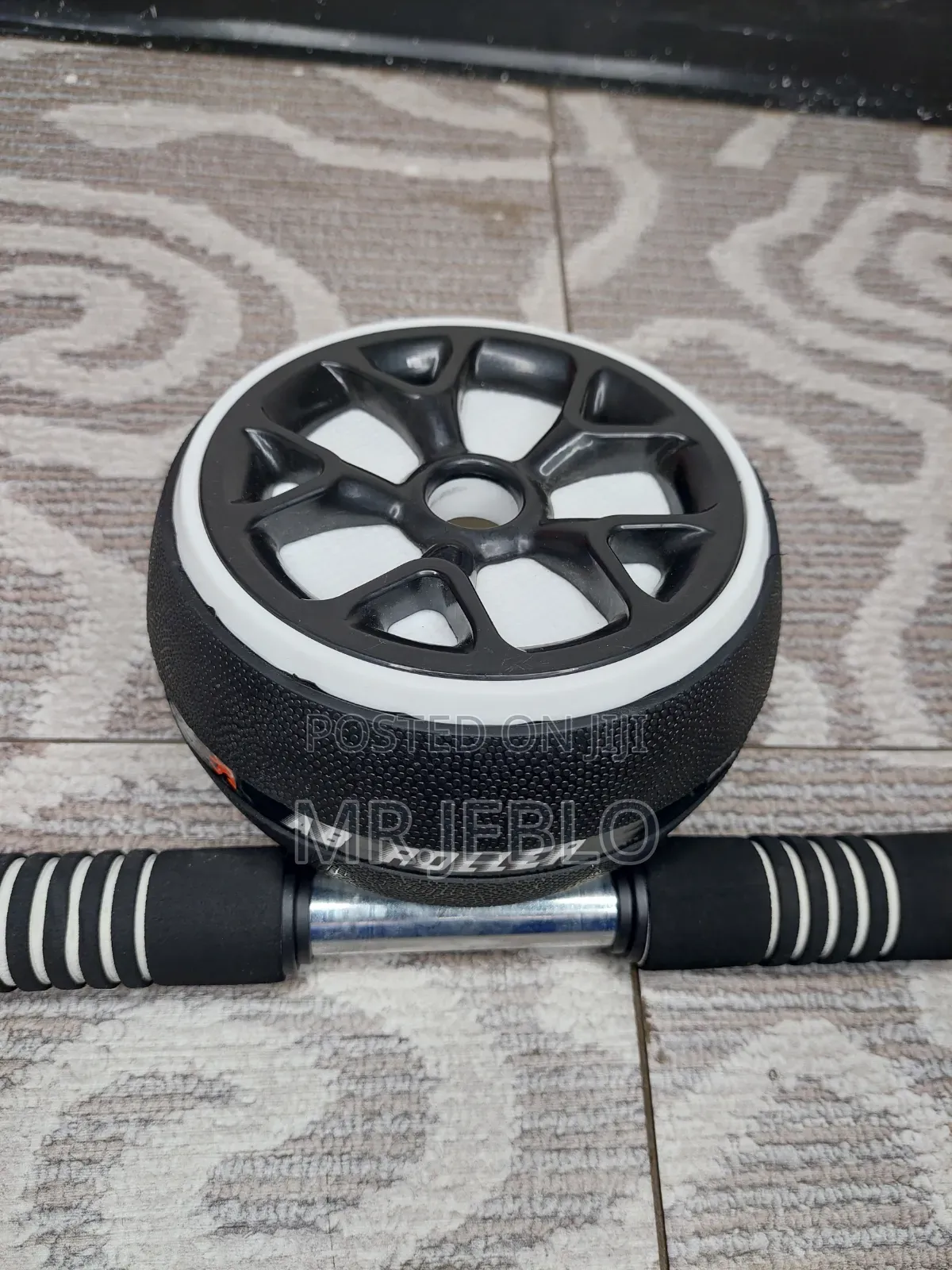 Ab Roller Wheel With Padded Foam Handles for Core Fitness & Home Gym