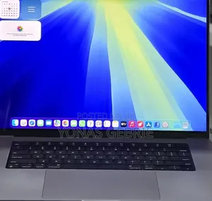 New Laptop Apple MacBook 64GB Apple M1 Max SSD 1T