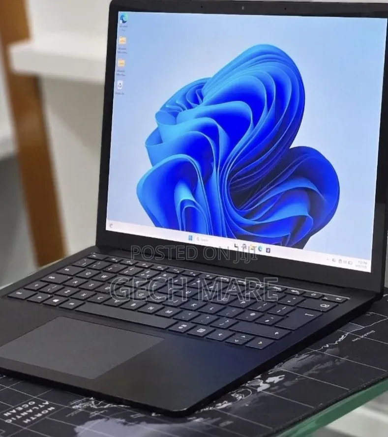 New Laptop Microsoft Surface Laptop 4 16GB Intel Core i7 SSD 512GB