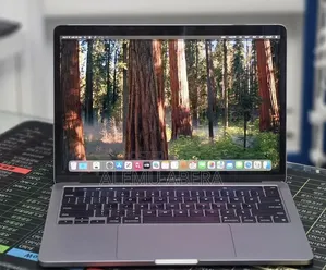 New Laptop Apple MacBook Pro 2020 M1 16GB Apple M1 SSD 512GB