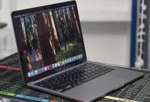 New Laptop Apple MacBook Pro 2020 M1 16GB Apple M1 SSD 512GB