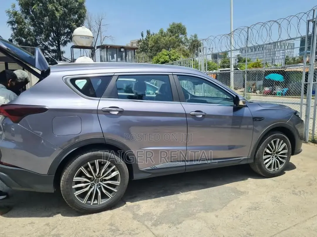 Jetour Hybrid Rent