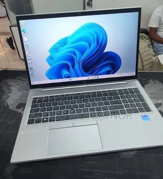New Laptop HP EliteBook 840 16GB Intel Core i7 SSD 512GB