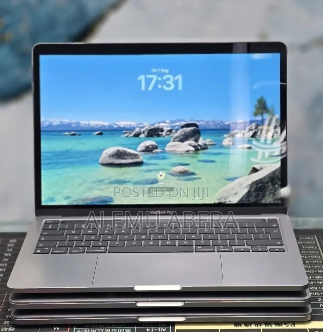 New Laptop Apple MacBook Pro 2020 M1 8GB Apple M1 SSD 512GB