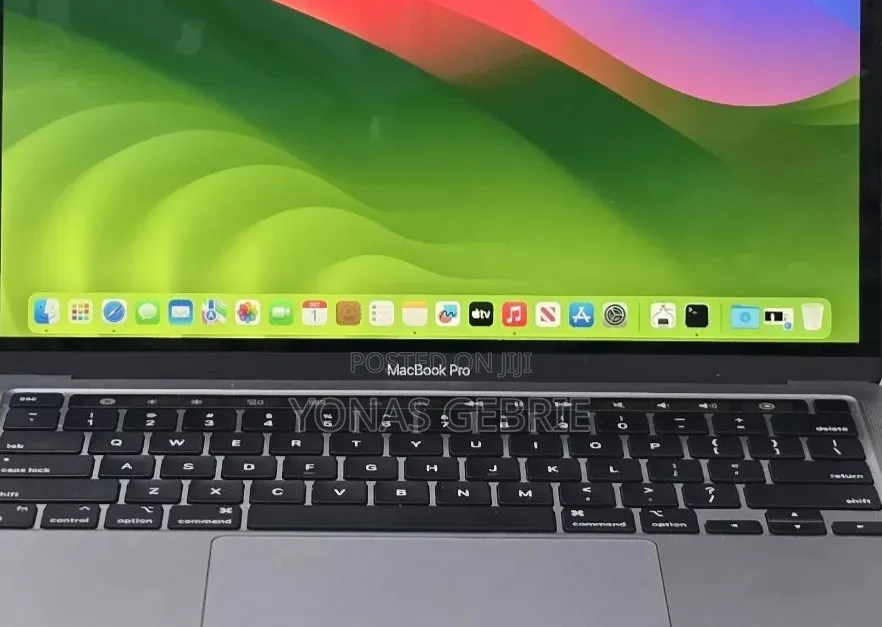 New Laptop Apple MacBook 8GB Apple M1 SSD 512GB
