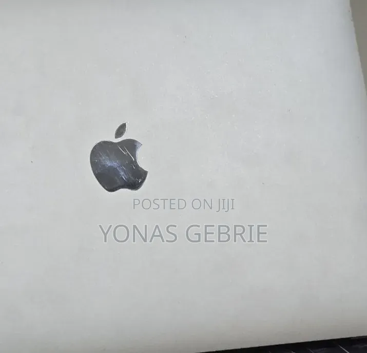 New Laptop Apple MacBook 8GB Apple M1 SSD 512GB