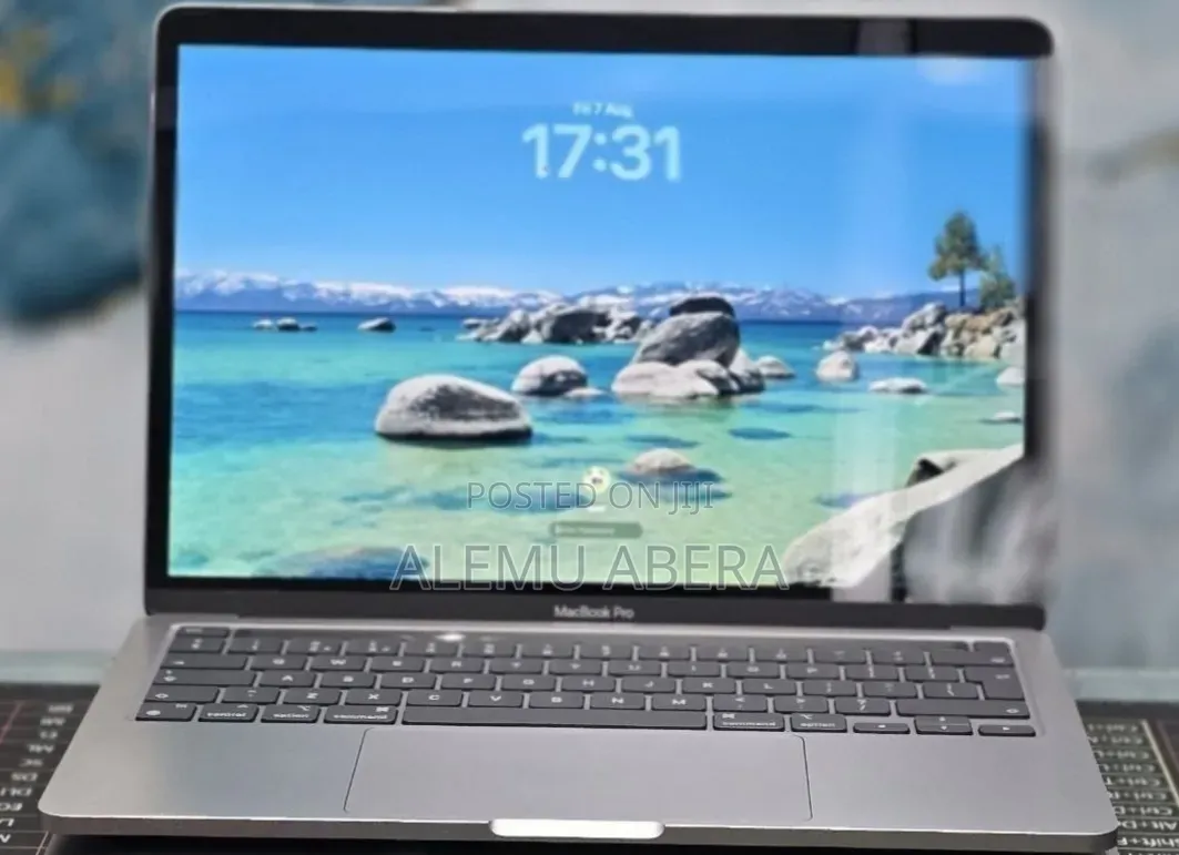 New Laptop Apple MacBook Pro 2020 M1 8GB Apple M1 SSD 512GB