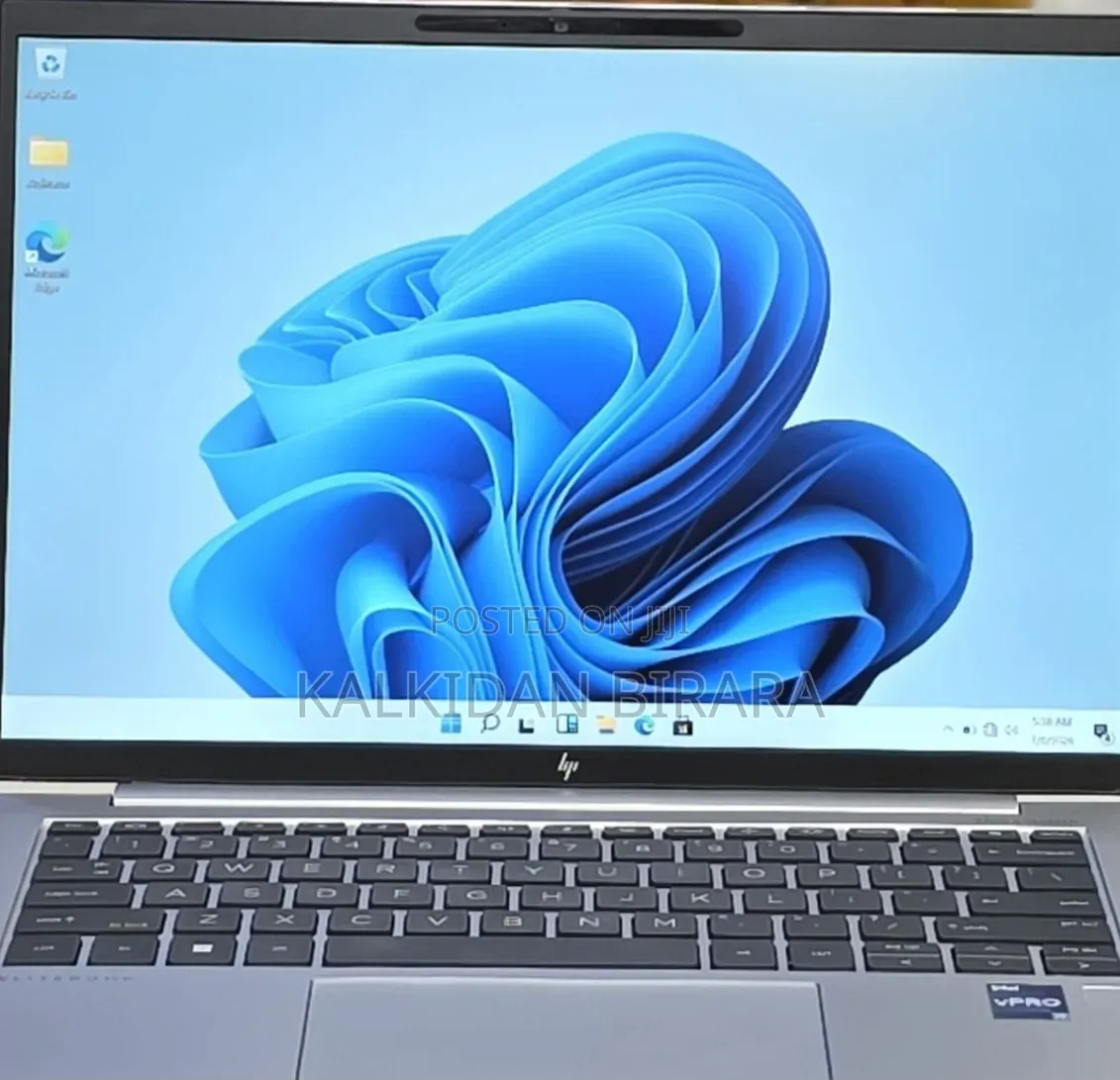 New Laptop HP EliteBook 840 G10 16GB Intel Core i7 SSD 512GB