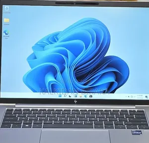 New Laptop HP EliteBook 840 G10 16GB Intel Core i7 SSD 512GB