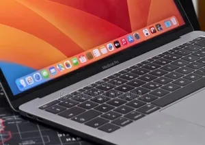 New Laptop Apple MacBook Pro 2017 16GB Intel Core i5 SSD 512GB