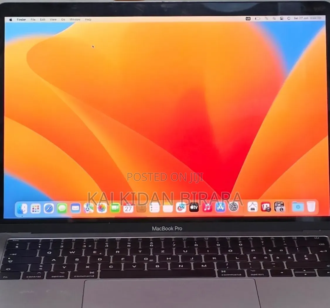 New Laptop Apple MacBook Pro 2017 16GB Intel Core i5 SSD 512GB