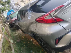 Toyota C-HR 2017 Silver