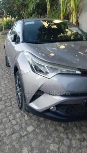 Toyota C-HR 2017 Silver