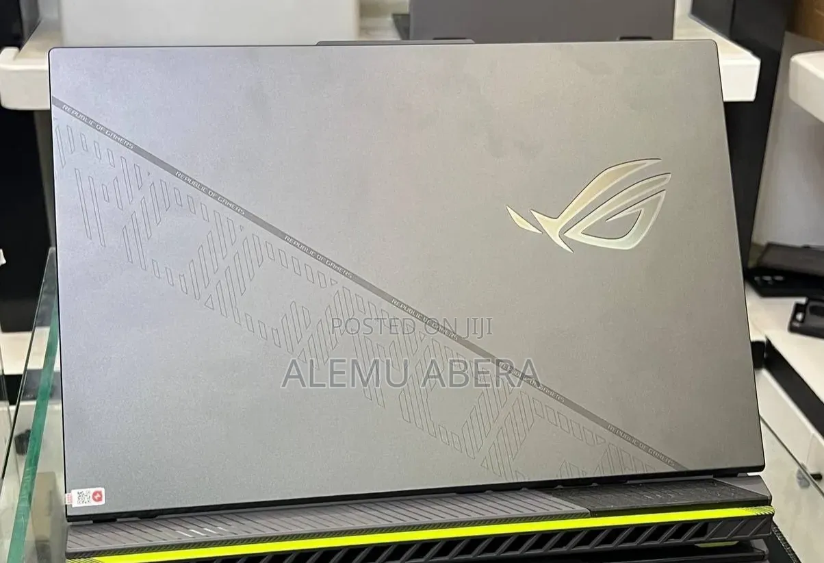 New Laptop Asus ROG Strix G16 G614 16GB Intel Core i9 SSD 1T