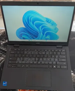 New Laptop Dell Latitude 3420 16GB Intel Core i7 SSD 512GB