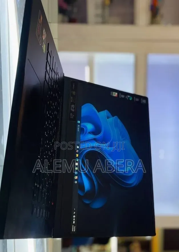 New Laptop Asus ROG Zephyrus G15 16GB AMD Ryzen 7 SSD 512GB